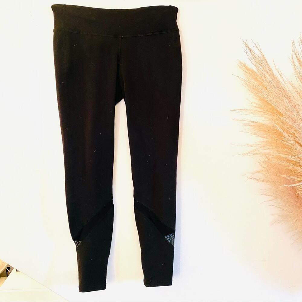 OLD NAVY Active Black Mesh Sheer Panel Cutout Strip High Rise Workout Leggings M